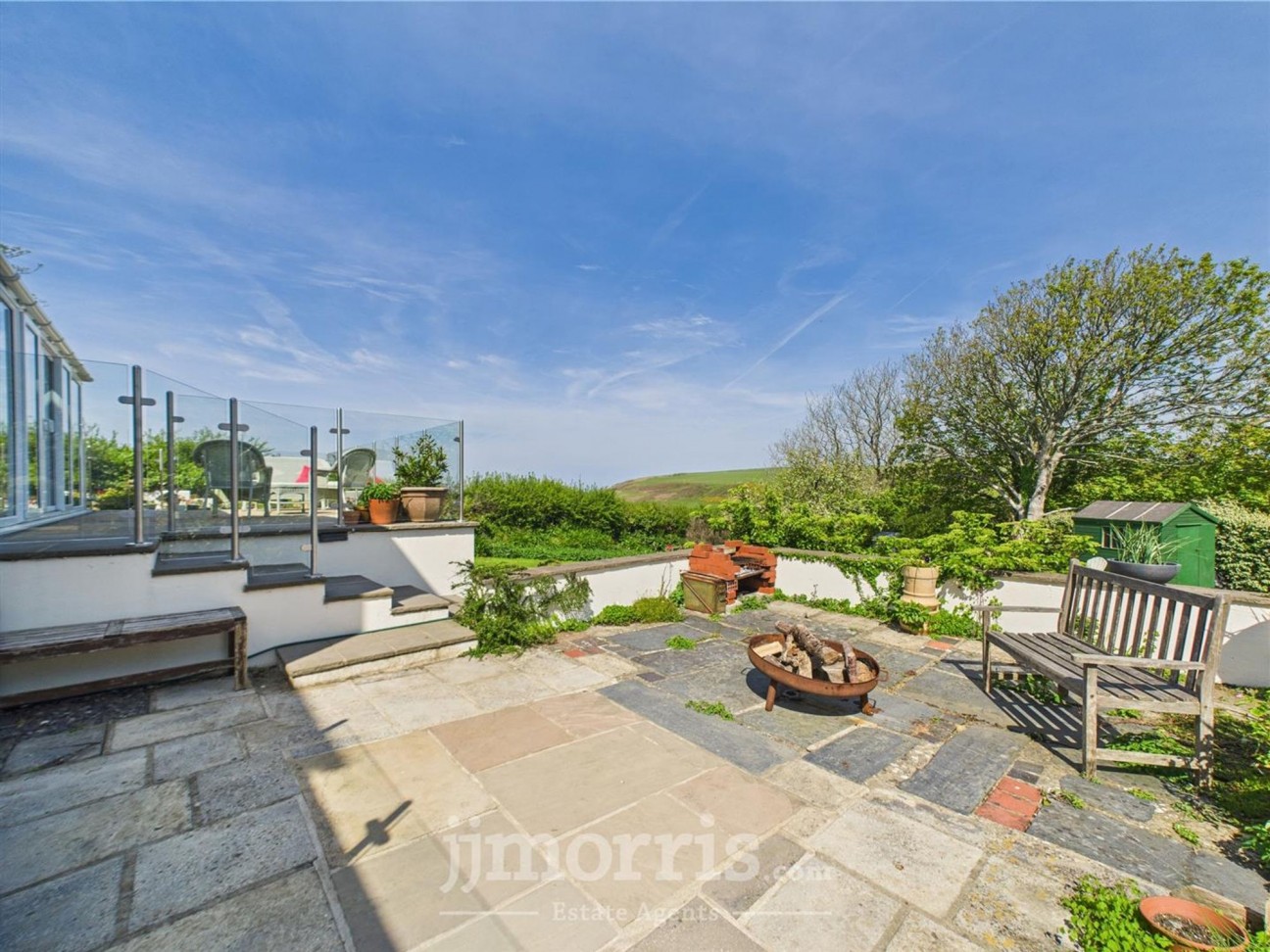 Dinas Cross, Newport, SA42