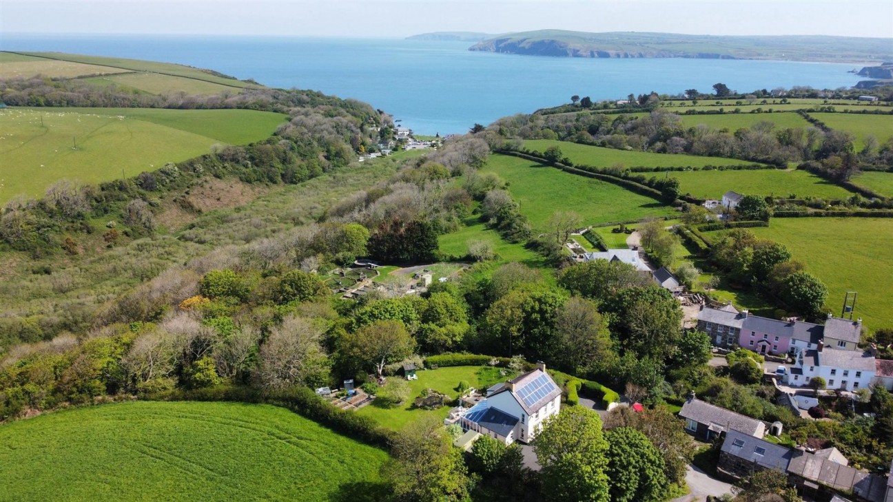 Dinas Cross, Newport, SA42