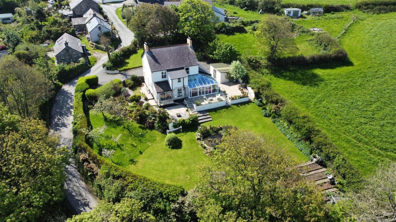 Dinas Cross, Newport, SA42