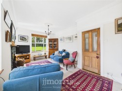 Dinas Cross, Newport, SA42