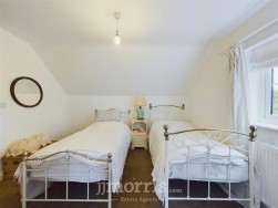 Cold Blow, Narberth, SA67