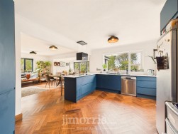 St. Davids Road, Letterston, SA62