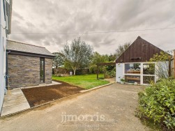 St. Davids Road, Letterston, SA62