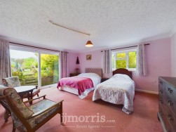 Moylegrove, Cardigan, SA43