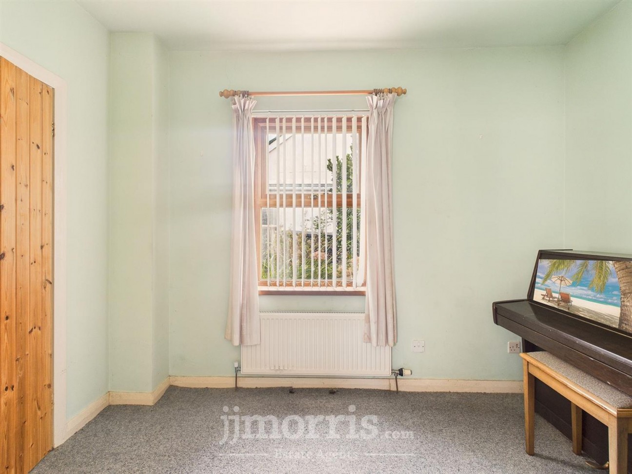 Church Road, Roch, SA62