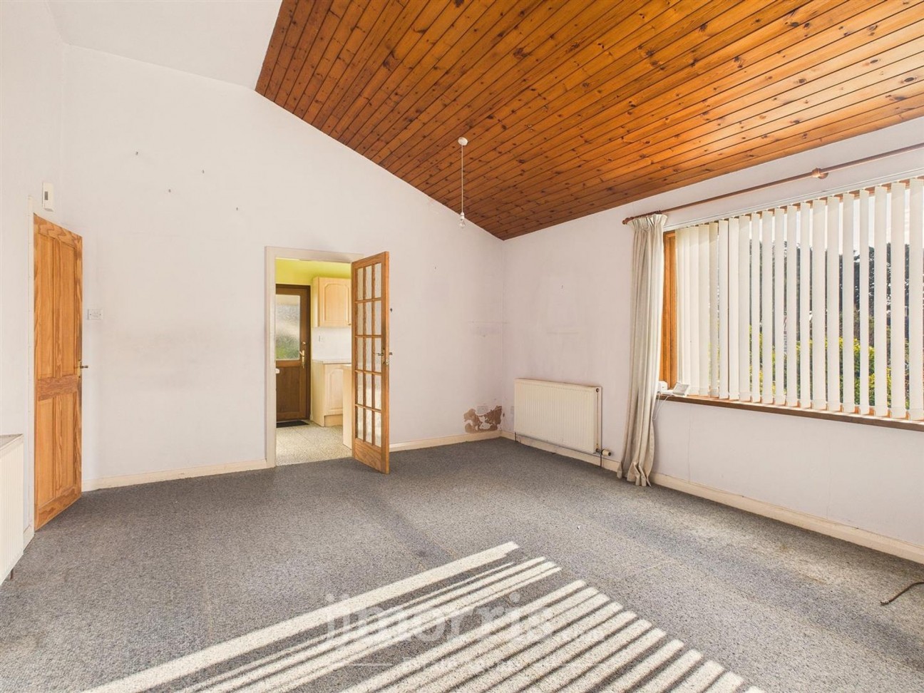 Church Road, Roch, SA62