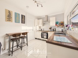 Maesglas, Cardigan, SA43