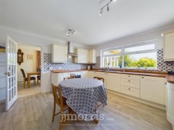 Landshipping, Narberth, SA67