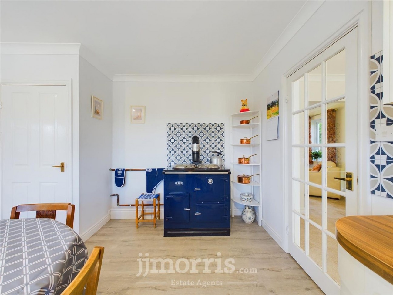 Landshipping, Narberth, SA67