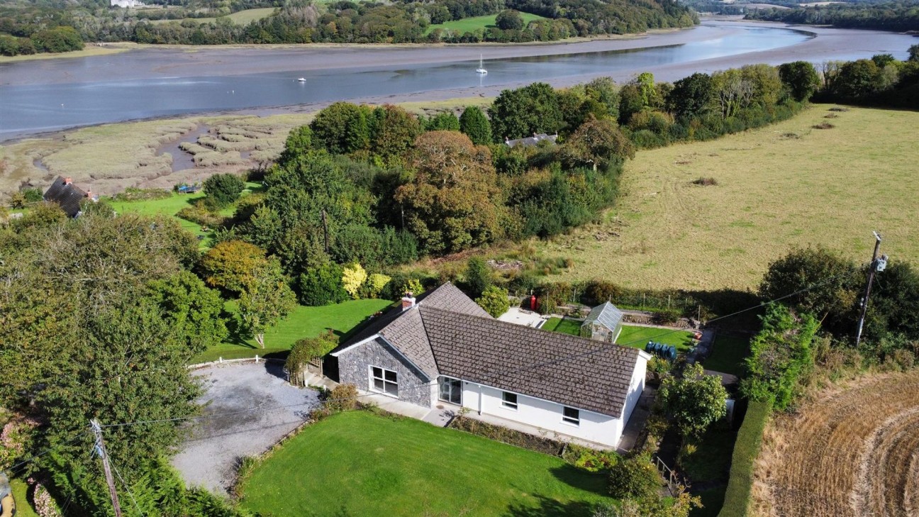 Landshipping, Narberth, SA67