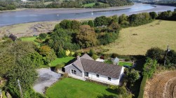 Landshipping, Narberth, SA67