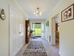 Landshipping, Narberth, SA67