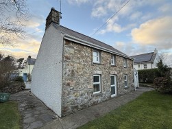 Dinas Cross, Newport, SA42