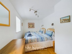 Dinas Cross, Newport, SA42