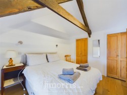 Dinas Cross, Newport, SA42