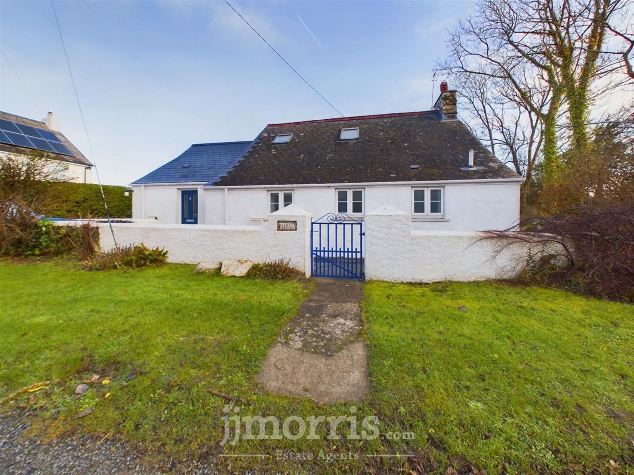 Dinas Cross, Newport, SA42