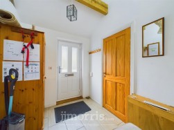 Dinas Cross, Newport, SA42