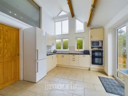 Dinas Cross, Newport, SA42