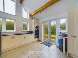 Dinas Cross, Newport, SA42