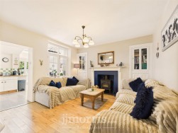 North Road, Whitland, SA34