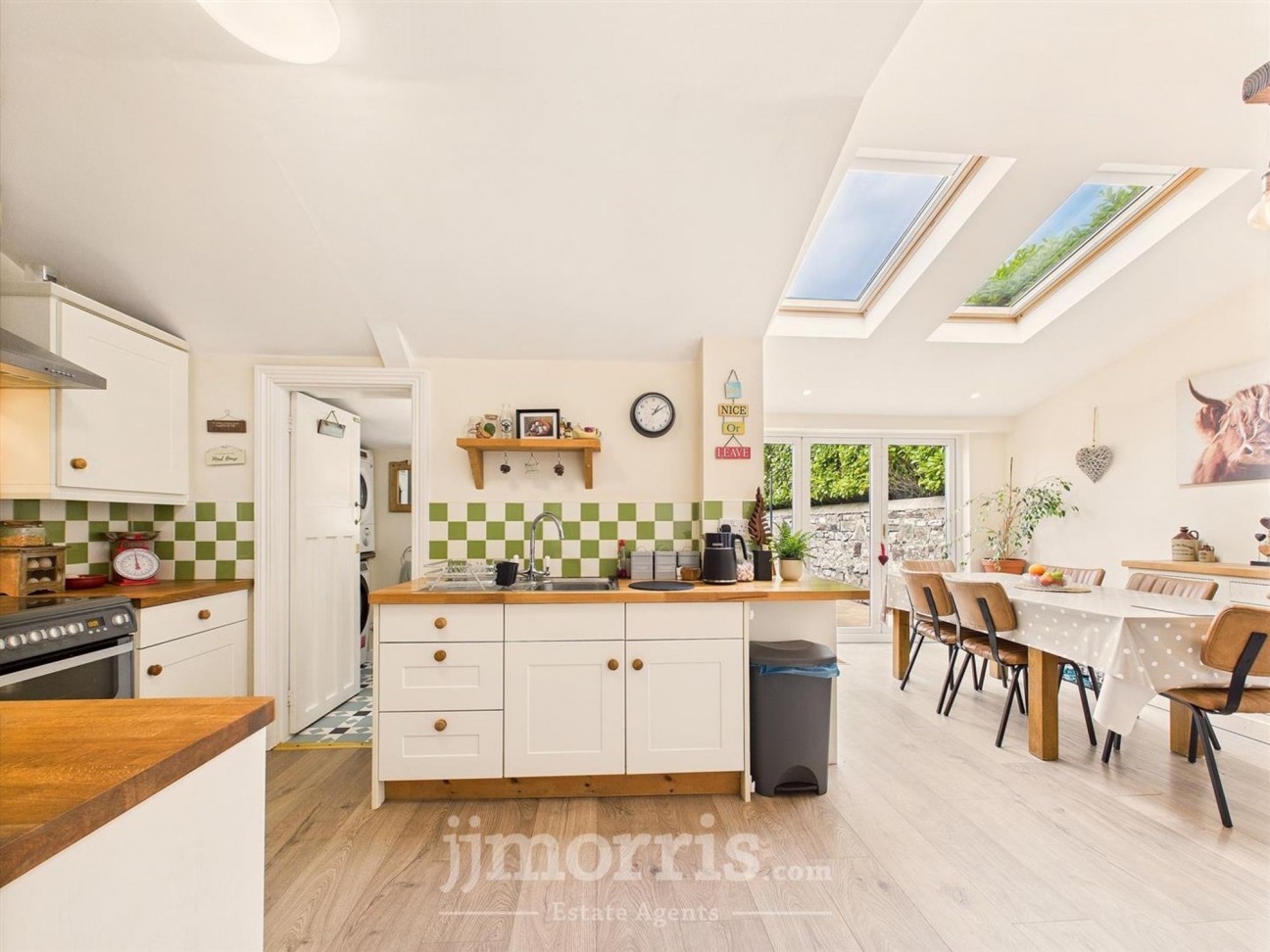 North Road, Whitland, SA34