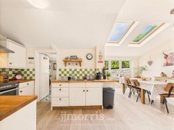 North Road, Whitland, SA34