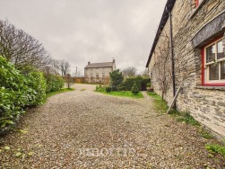 Eglwyswrw, Crymych, SA41