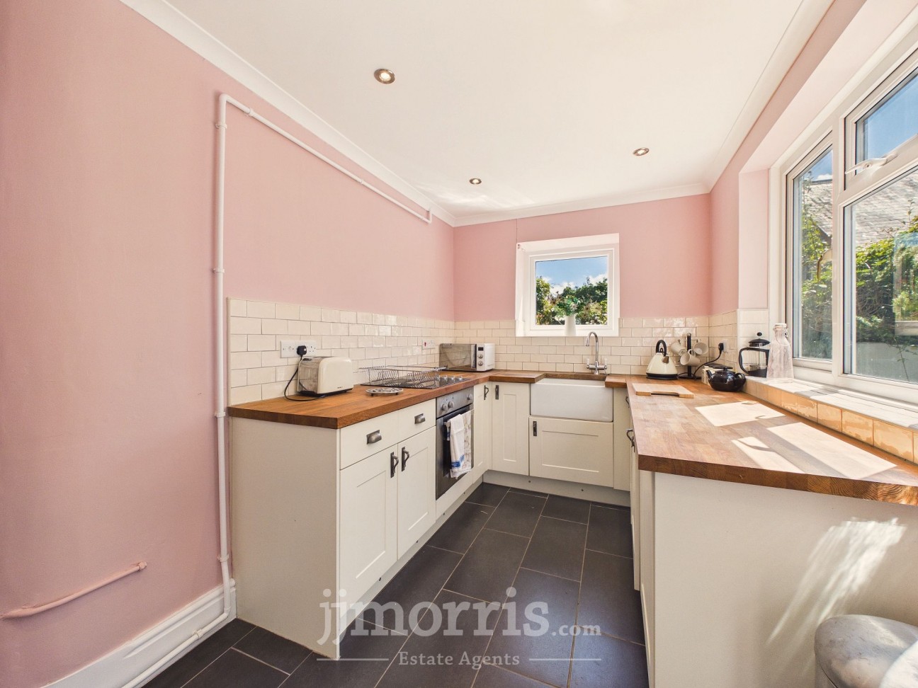 William Street, Cardigan, SA43