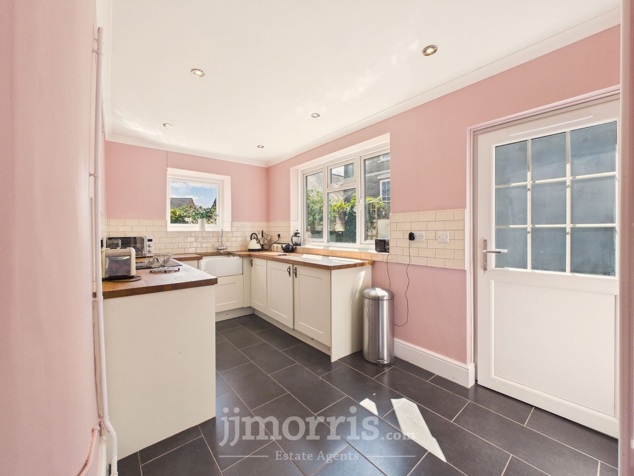 William Street, Cardigan, SA43