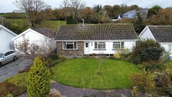 Sentence Gardens, Templeton, SA67