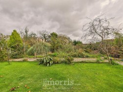 Sentence Gardens, Templeton, SA67