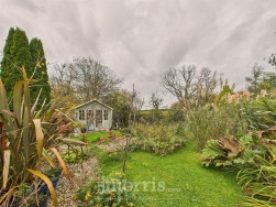 Sentence Gardens, Templeton, SA67