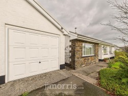 Sentence Gardens, Templeton, SA67