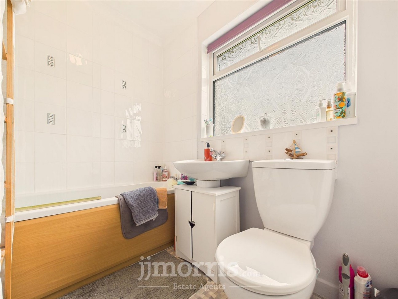 Sentence Gardens, Templeton, SA67