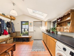 Trelech, Carmarthen, SA33