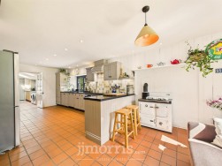 Trelech, Carmarthen, SA33