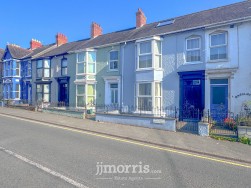Aberystwyth Road, Cardigan, SA43