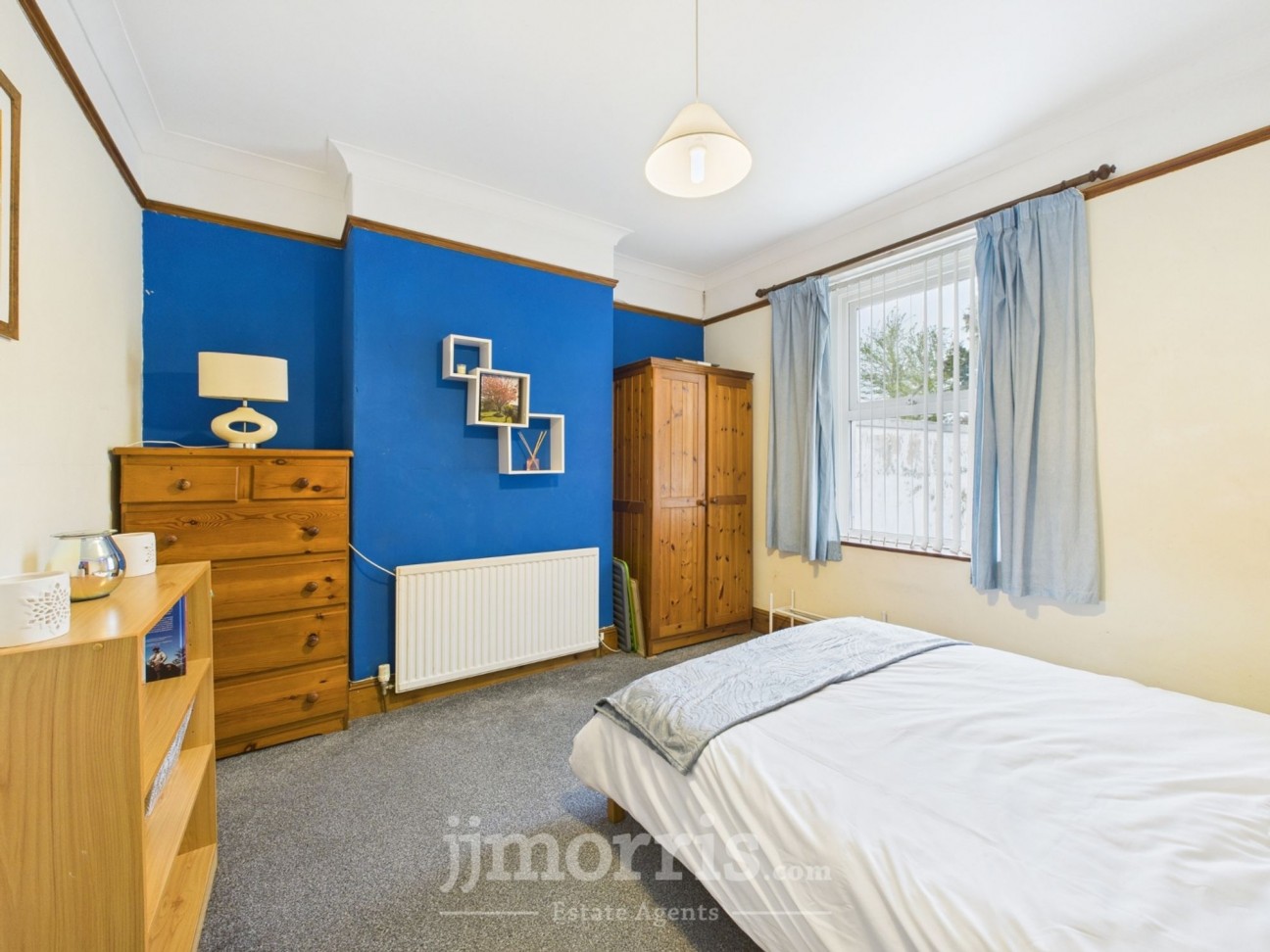 Aberystwyth Road, Cardigan, SA43