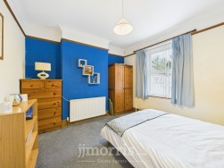 Aberystwyth Road, Cardigan, SA43