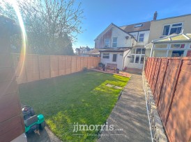 Aberystwyth Road, Cardigan, SA43