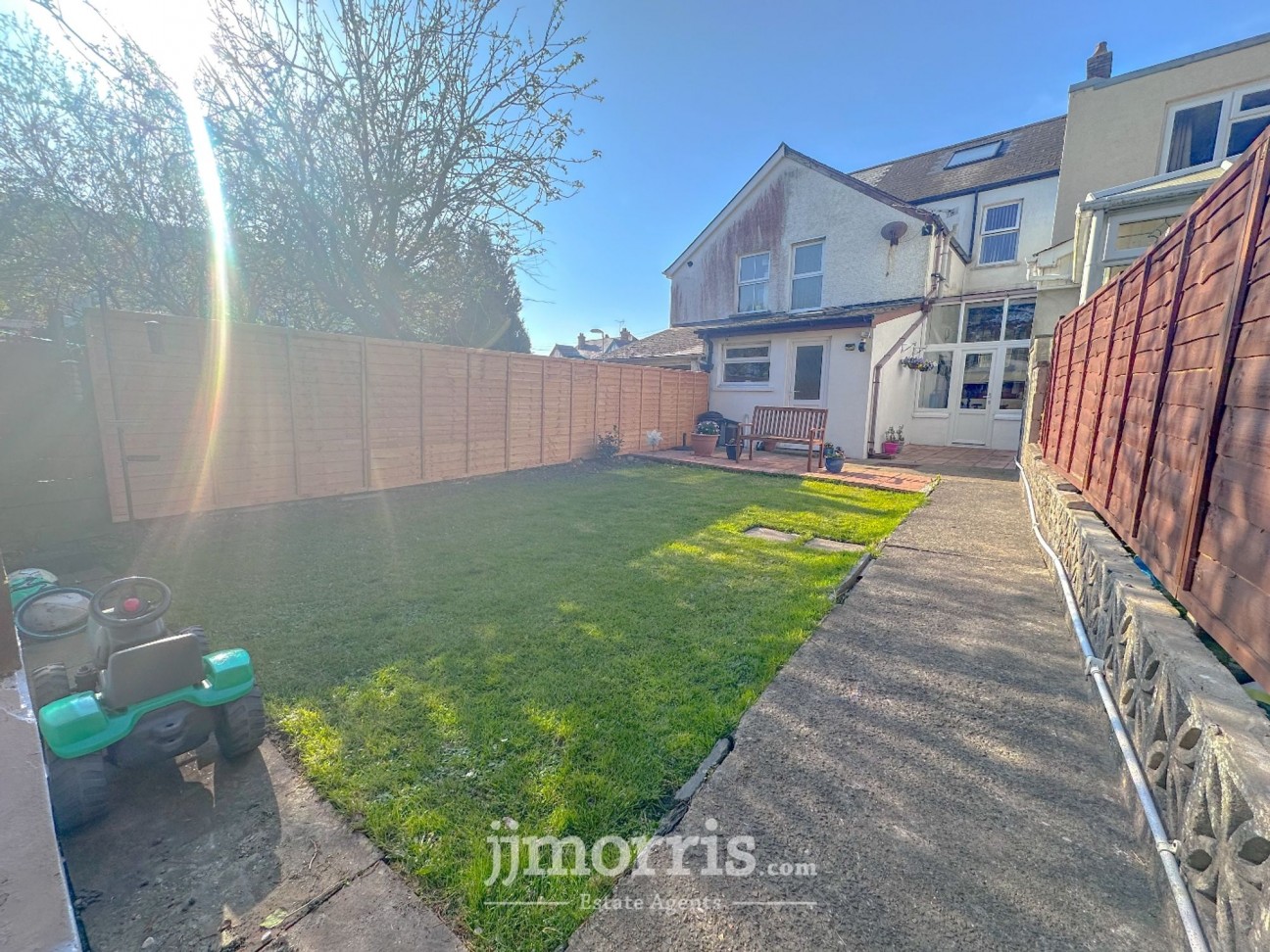 Aberystwyth Road, Cardigan, SA43