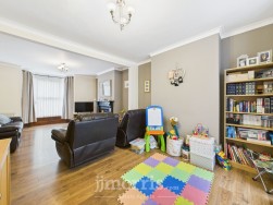 Aberystwyth Road, Cardigan, SA43