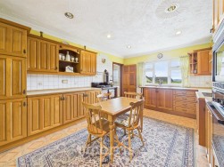 St. Clears, Llangynin, SA33