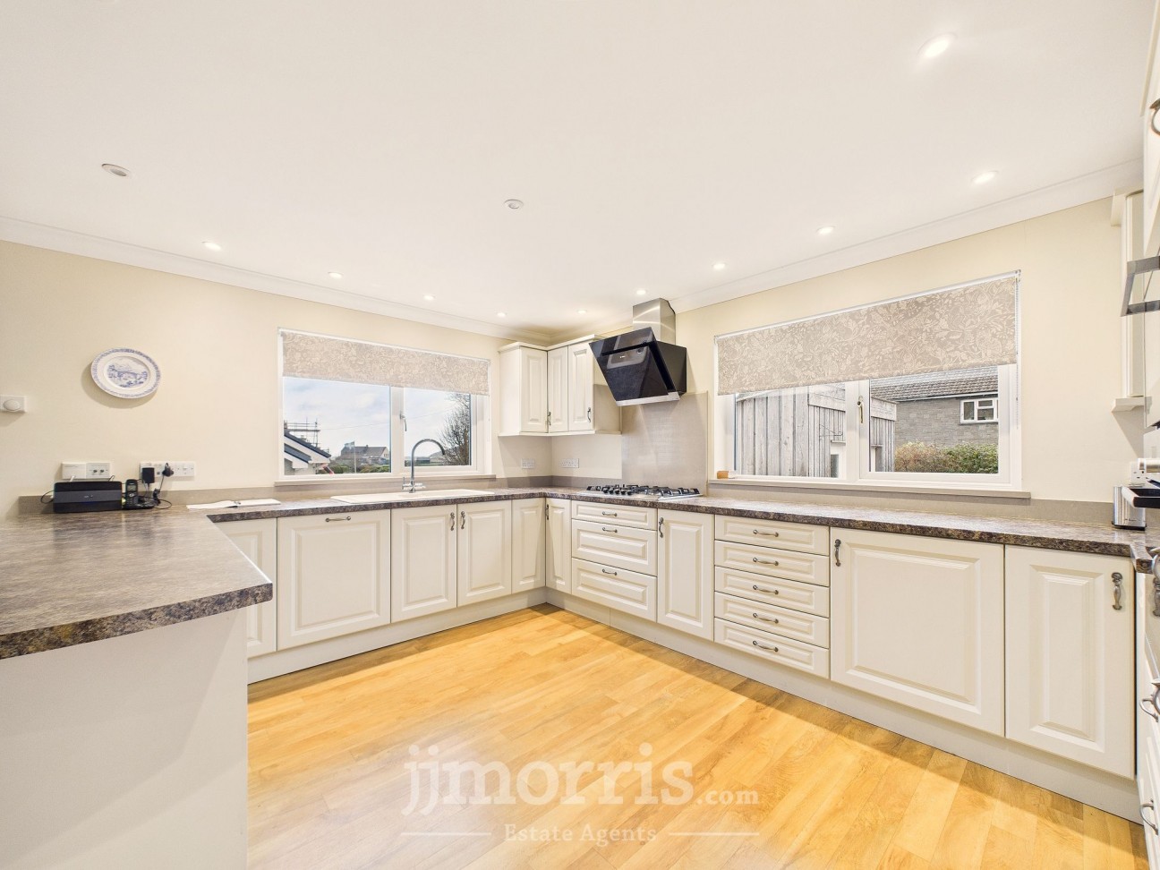 Parrog Road, Newport, SA42