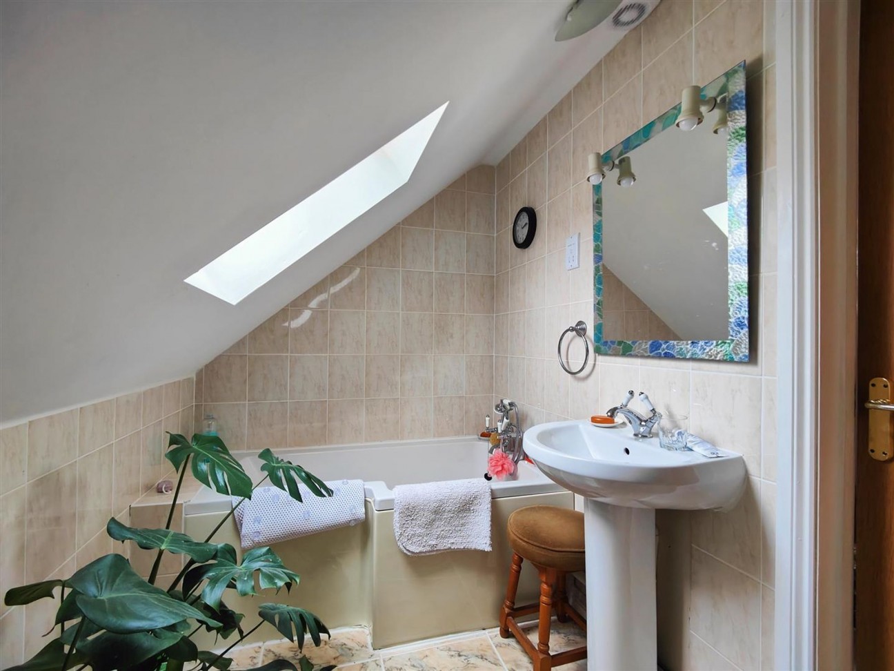 Craig Las, Letterston, SA62