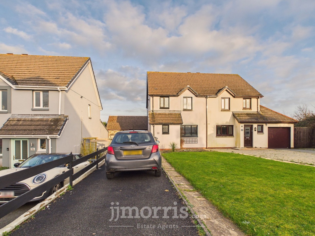 Wood Lane, Neyland, SA73