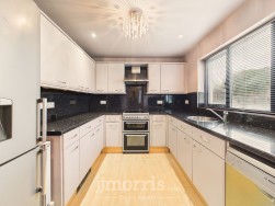 Wood Lane, Neyland, SA73