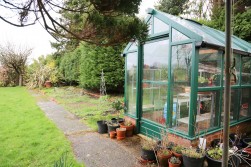 Dinas Cross, Newport, SA42