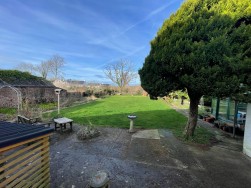 Dinas Cross, Newport, SA42