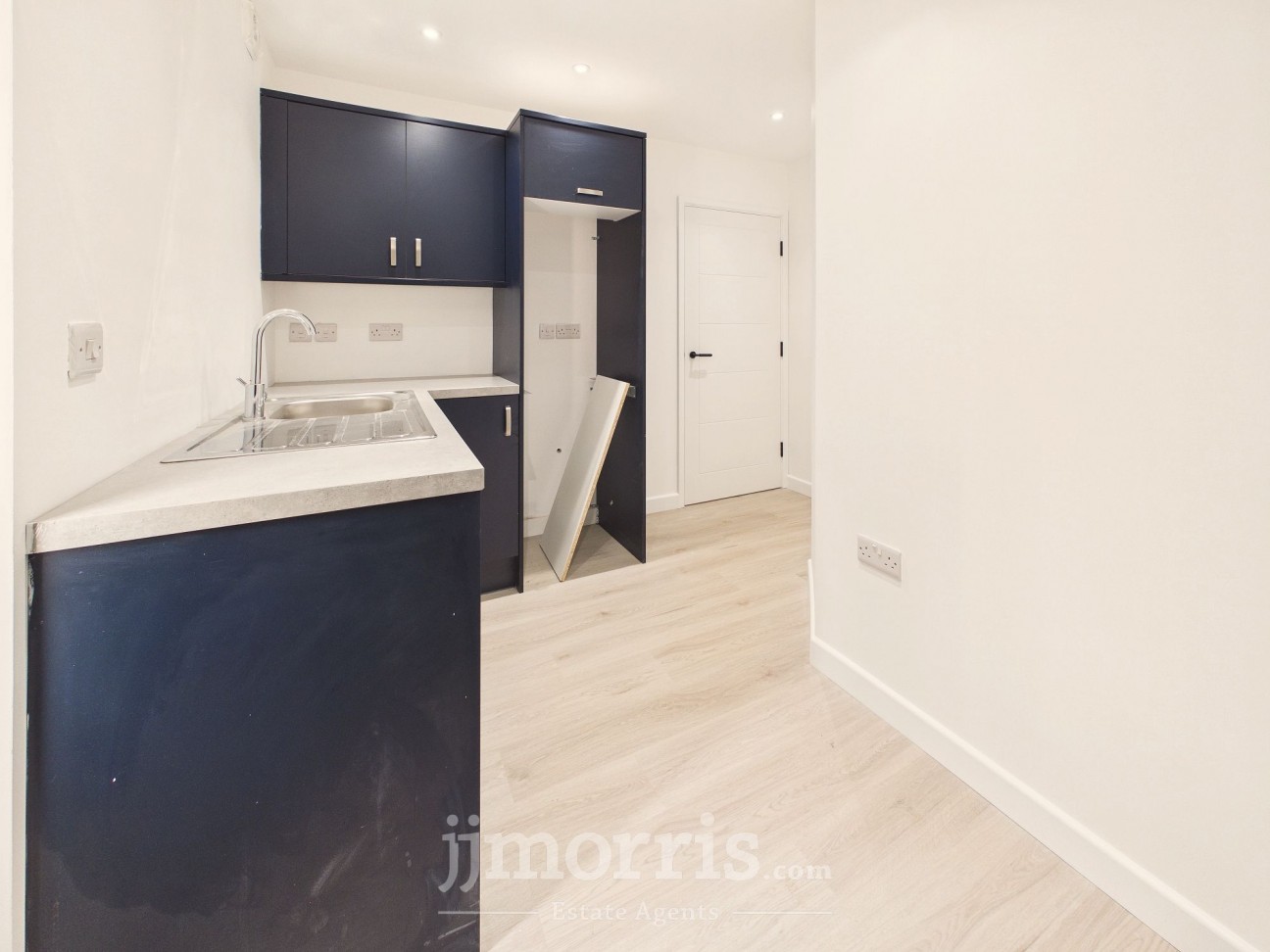 Dolphin Court, New Quay, SA45
